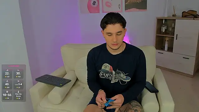 Snapshot of Massimo_Fiore chatting on 02.21.26 Massimo Fiore online show from 02.21.26