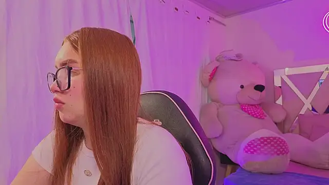 Snapshot of SABRIINA_TAY chatting on 02.12.26 SABRIINA TAY online show from 02.12.26