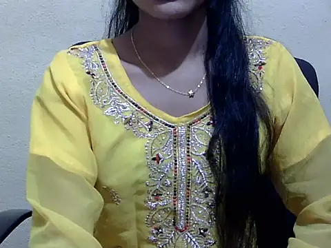 Snapshot of Khushi_v chatting on 03.01.26 Khushi v online show from 03.01.26