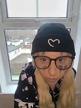 Snapshot of ThatAltGirl chatting on 02.26.26 ThatAltGirl online show from 02.26.26