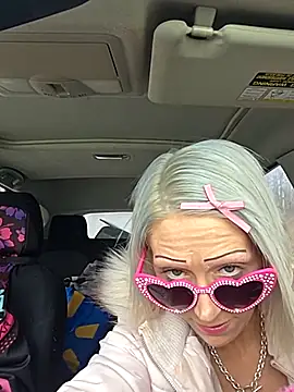 Snapshot of BeautifulFire23 chatting on 02.08.26 BeautifulFire23 online show from 02.08.26