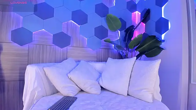 KatyaKozlov online show from 04.04.26