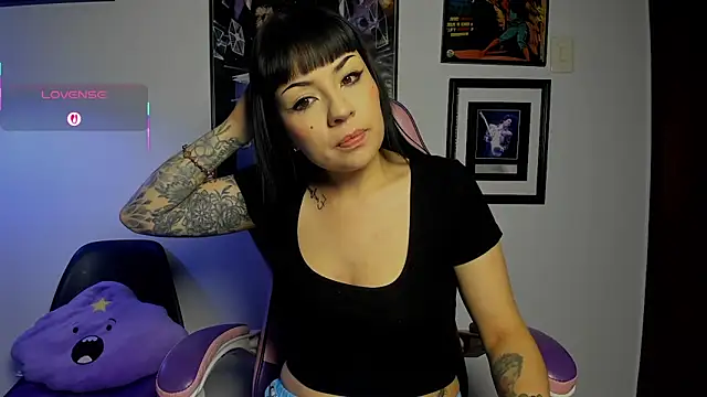 luckylaura online show from 02.26.26