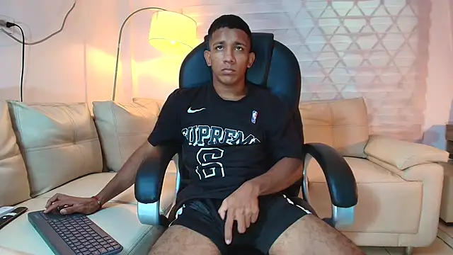 ricky spensar23cm  online show from 04.18.26