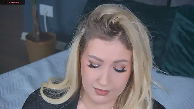 OndinaNoire online show from 03.17.26