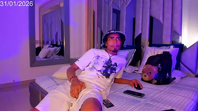 Snapshot of Rpoolrboy chatting on 02.01.26 Rpoolrboy online show from 02.01.26