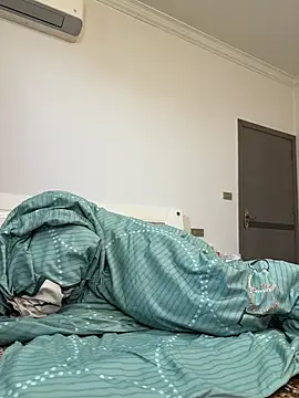 Snapshot of llkiki chatting on 03.06.26 llkiki online show from 03.06.26