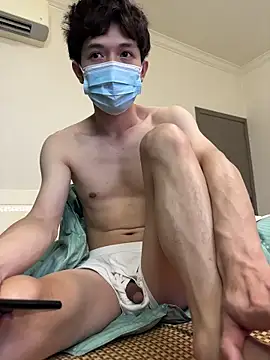 Snapshot of llkiki chatting on 03.08.26 llkiki online show from 03.08.26