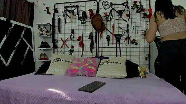 Snapshot of playful-girls chatting on 02.17.26 playful-girls online show from 02.17.26