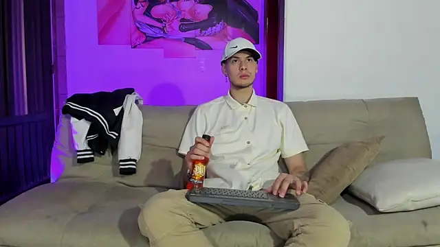 Snapshot of Vlad__night chatting on 02.09.26 Vlad night online show from 02.09.26