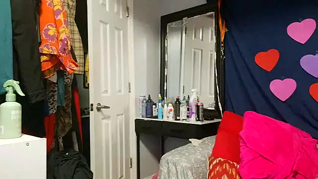 Snapshot of starandsky chatting on 02.13.26 starandsky online show from 02.13.26