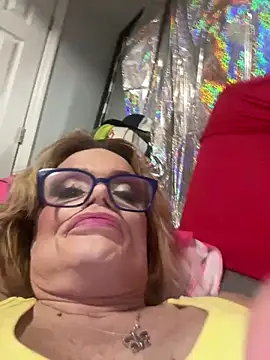 Snapshot of starandsky chatting on 02.21.26 starandsky online show from 02.21.26