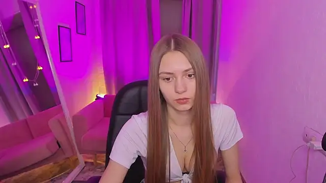 Snapshot of Cheryl_Backer chatting on 02.11.26 Cheryl Backer online show from 02.11.26