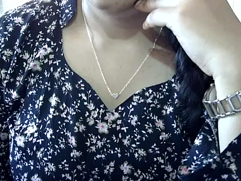 Cute Aliyaa online show from 03.26.26