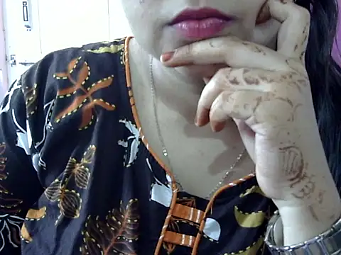 Cute Aliyaa online show from 05.15.26