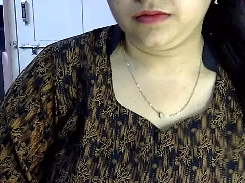 Cute Aliyaa online show from 06.03.26