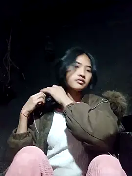 Snapshot of Hoa-tuylip chatting on 02.05.26 Hoa-tuylip online show from 02.05.26