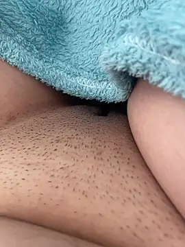 Snapshot of teubrinquedinho chatting on 06.18.26 teubrinquedinho online show from 06.18.26