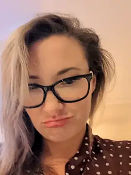 PrettyVixen online show from 02.25.26