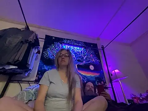 Sunflower0025 online show from 04.05.26