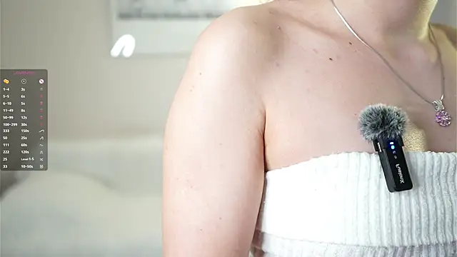 LoraLynn online show from 03.09.26