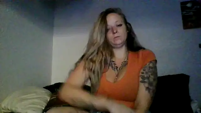 Gypsymomma17 online show from 06.14.26