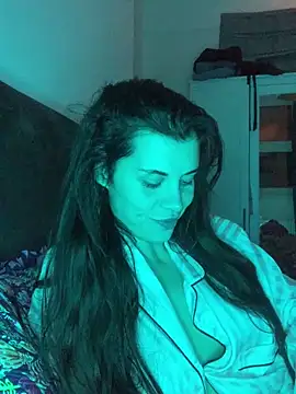 Snapshot of houseofnova chatting on 02.27.26 houseofnova online show from 02.27.26