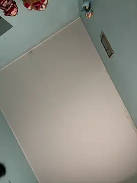 Aloyenita online show from 02.04.26