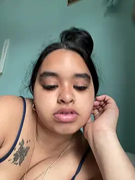 Aloyenita online show from 05.07.26