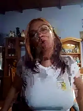 kuramaqueen online show from 04.04.26