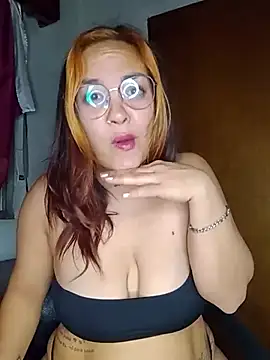 Snapshot of kuramaqueen chatting on 07.19.26 kuramaqueen online show from 07.19.26