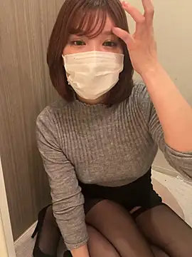  3 mNm 3  online show from 04.01.26