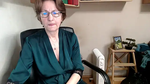 katemodel online show from 02.21.26