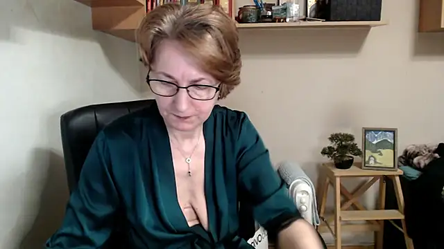 katemodel online show from 04.01.26