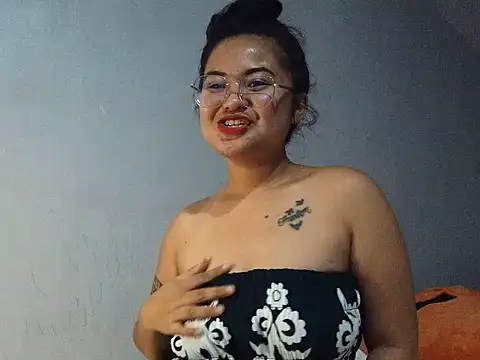 Chillntalkmami online show from 03.09.26