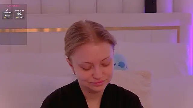 MollyHilton online show from 02.17.26