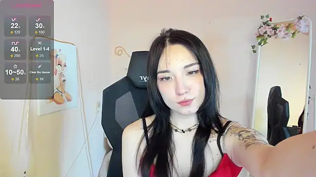 Snapshot of AliceeinWonderlanddd chatting on 05.29.26 AliceeinWonderlanddd online show from 05.29.26