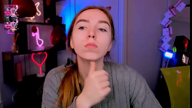 Snapshot of stella_flower chatting on 02.17.26 stella flower online show from 02.17.26