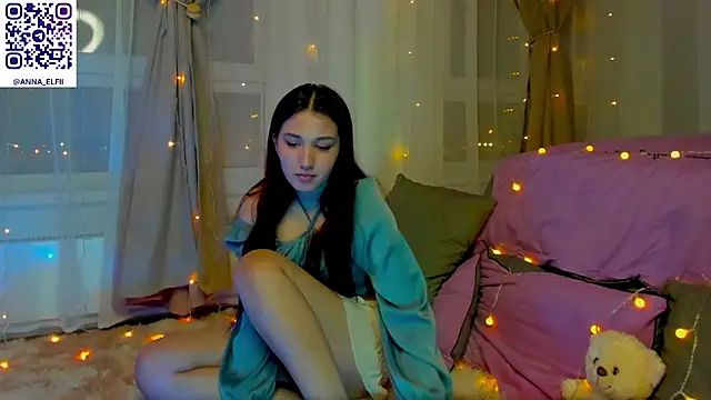 Anna Elfii online show from 01.31.26