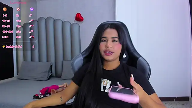 Snapshot of Shirleytaylor- chatting on 04.09.26 Shirleytaylor- online show from 04.09.26