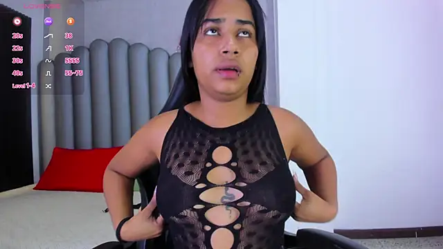 Snapshot of Shirleytaylor- chatting on 04.10.26 Shirleytaylor- online show from 04.10.26