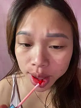Emxinhka1 online show from 04.19.26