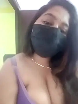 Aliya Hott online show from 04.18.26