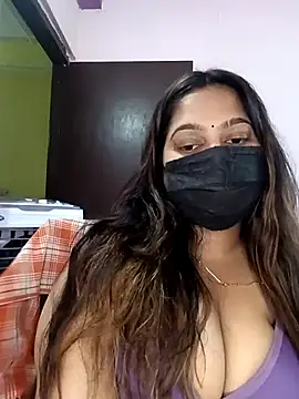 Aliya Hott online show from 04.30.26