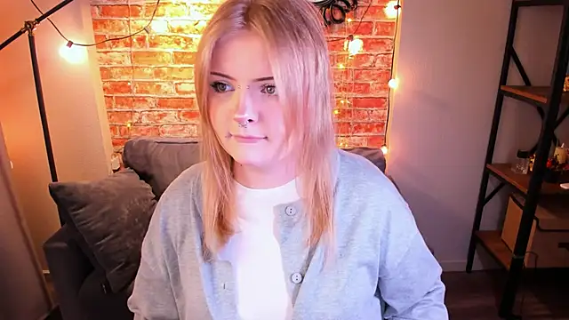 Emily Coyness online show from 02.25.26