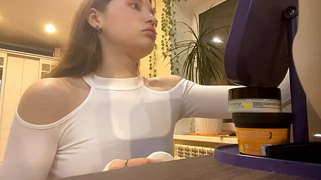 PowderedTalc online show from 02.05.26