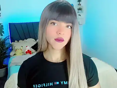 ZoeSchmmit online show from 06.24.26