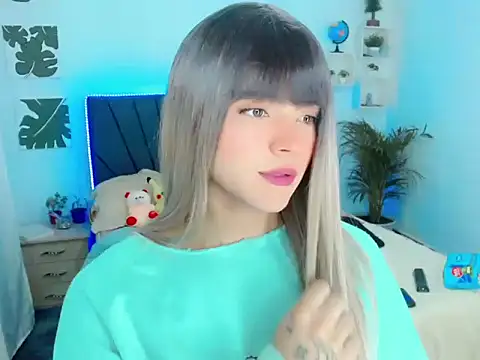 ZoeSchmmit online show from 07.06.26