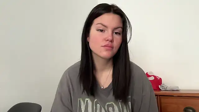 Snapshot of kiaraaaa75 chatting on 03.01.26 kiaraaaa75 online show from 03.01.26