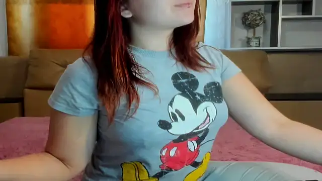 Snapshot of NotYourDoll chatting on 02.12.25 NotYourDoll online show from 02.12.25